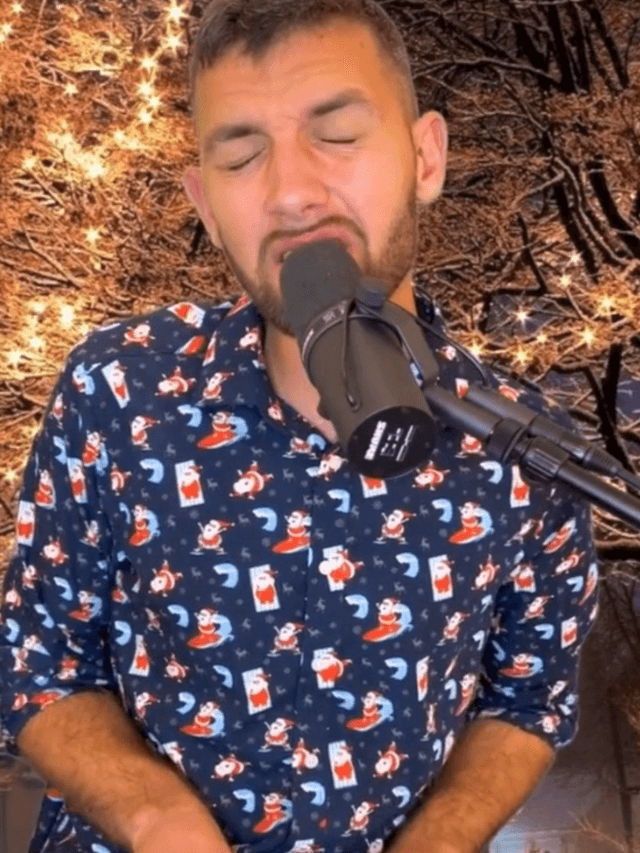 The Human DJ performing live